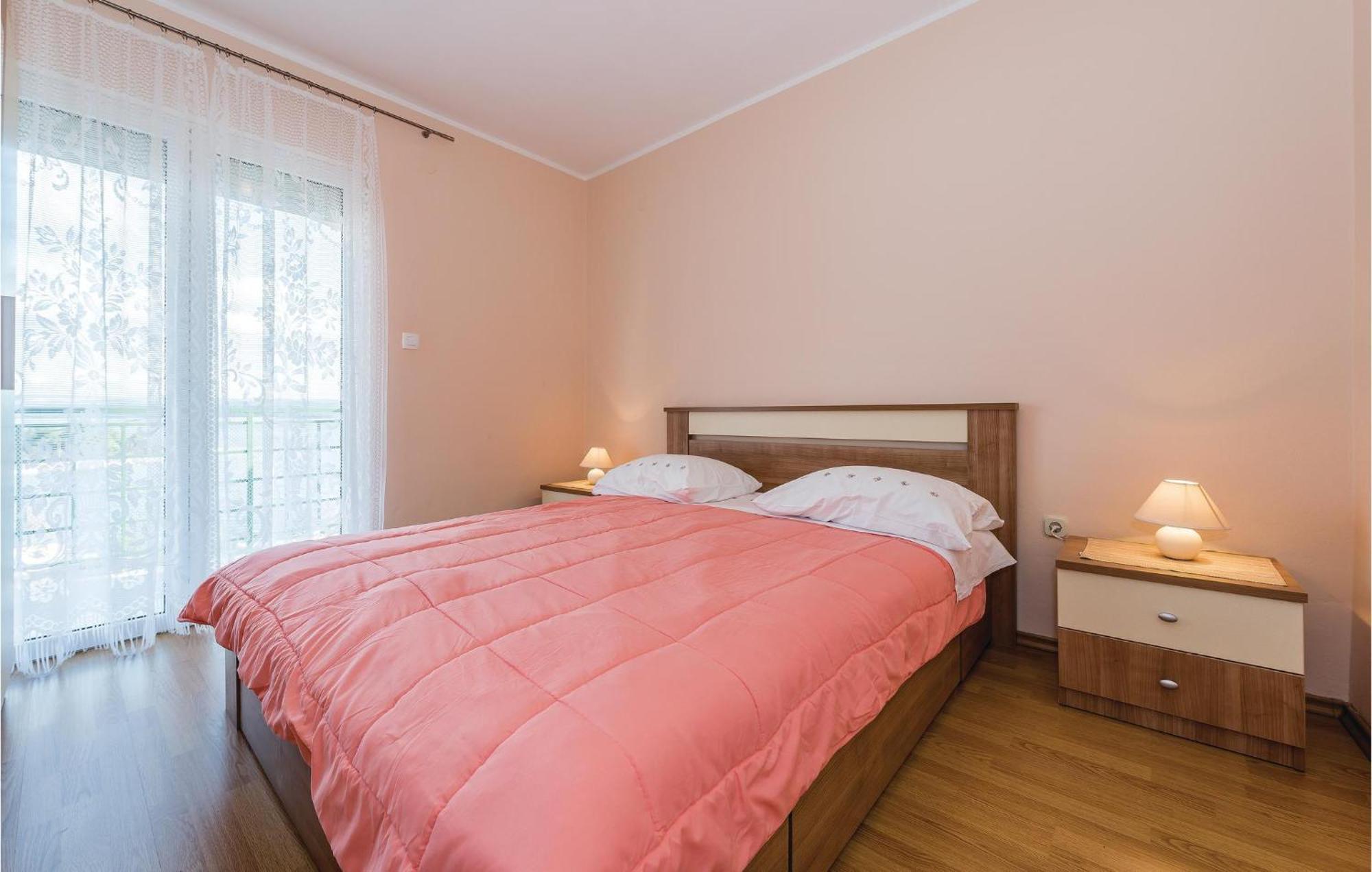 Beautiful Apartment In Raslina With Wifi מראה חיצוני תמונה